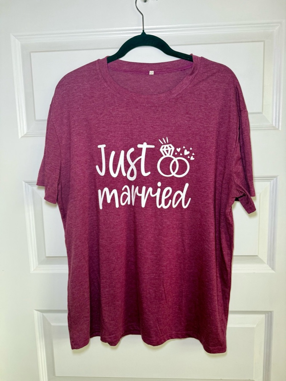 Just Married Graphic Tee - Wine Pink